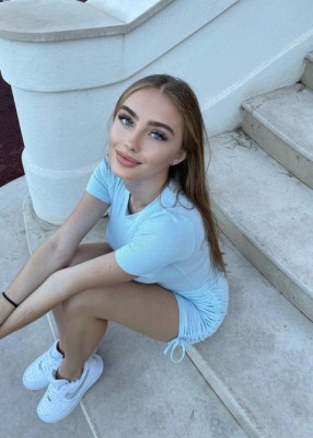 Проститутка Мила?